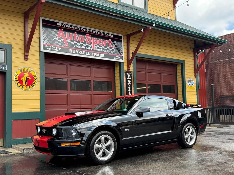 2006 Ford S197 Mustang GT - Image 8 of 31