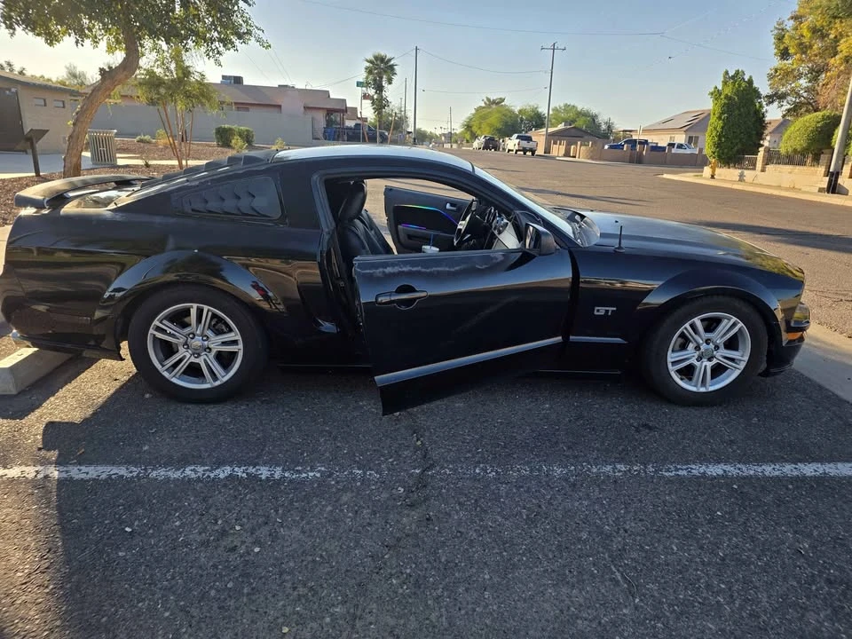 2006 Ford S197 Mustang GT - Image 9 of 13