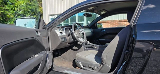 2006 Ford S197 Mustang - Image 10 of 16