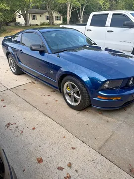 2006 Ford Mustang GT Deluxe Coupe 2D