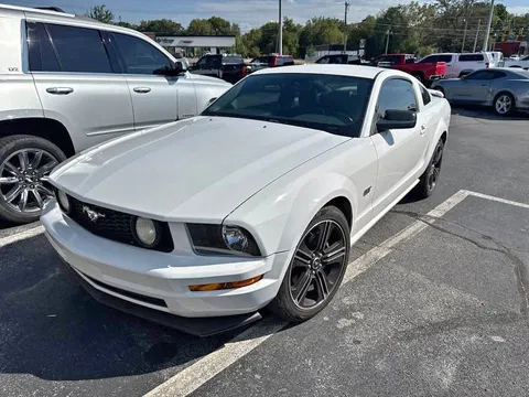 2006 Ford Mustang GT Deluxe
