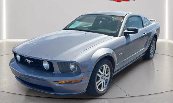 2006 Ford Mustang GT Deluxe
