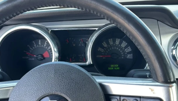 2006 Ford S197 Mustang GT - Image 8 of 12