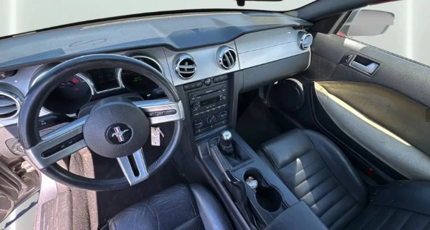 2006 Ford S197 Mustang GT - Image 10 of 12