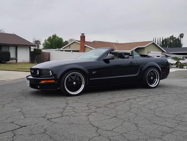 2006 Ford S197 Mustang - Image 2 of 21