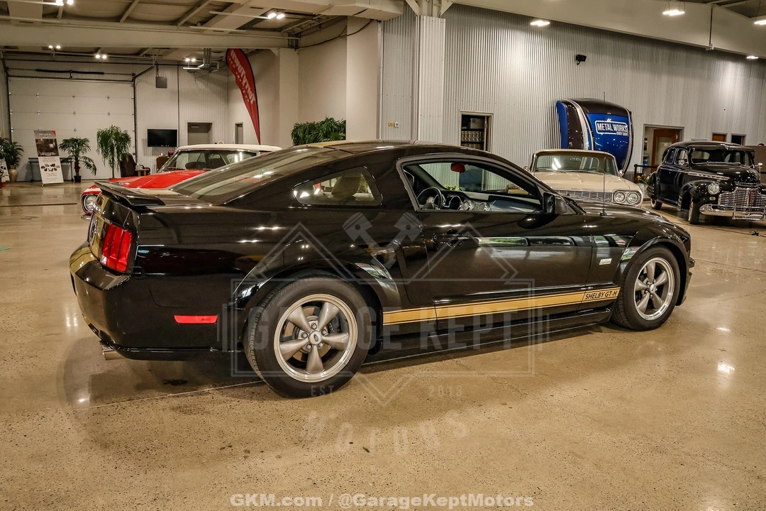 2006 Ford S197 Mustang GT - Image 11 of 31