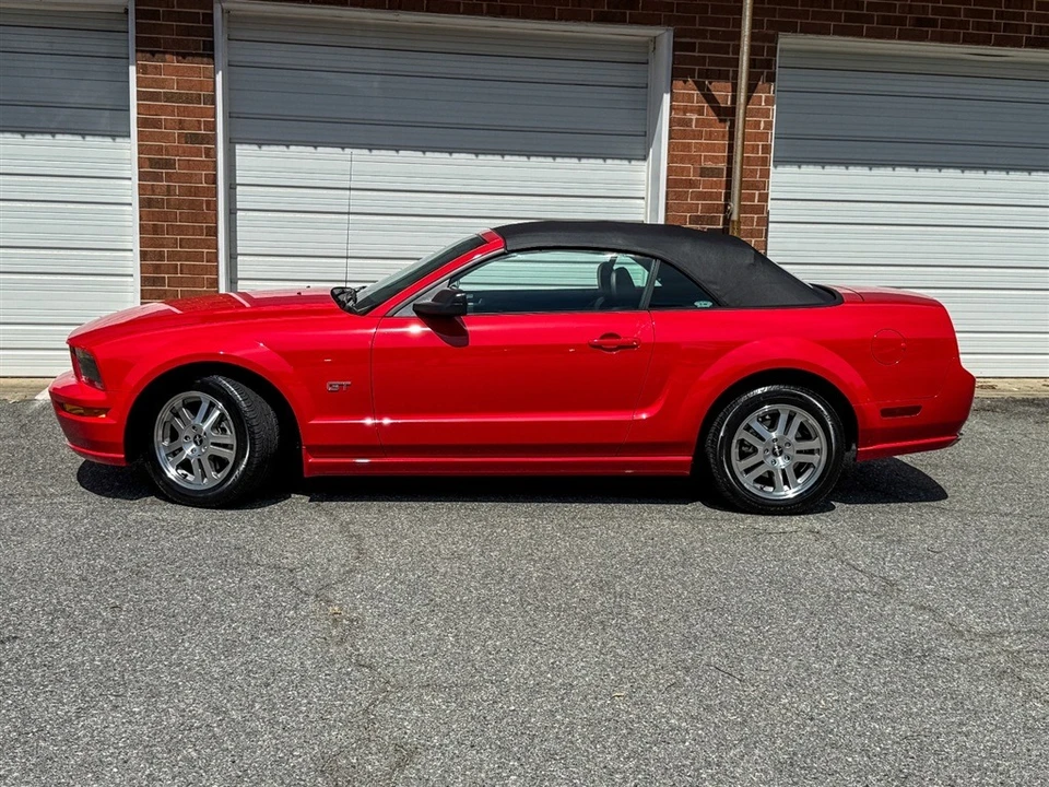 2006 Ford S197 Mustang GT - Image 3 of 31