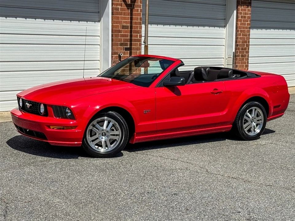2006 Ford S197 Mustang GT - Image 9 of 31