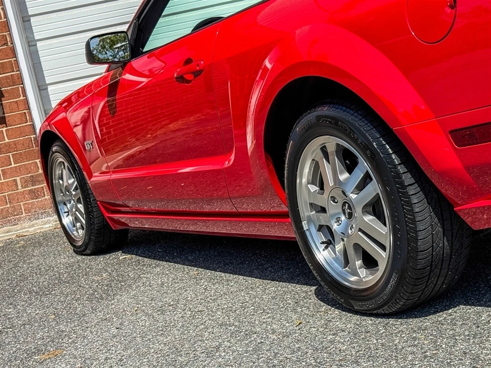 2006 Ford S197 Mustang GT - Image 17 of 31