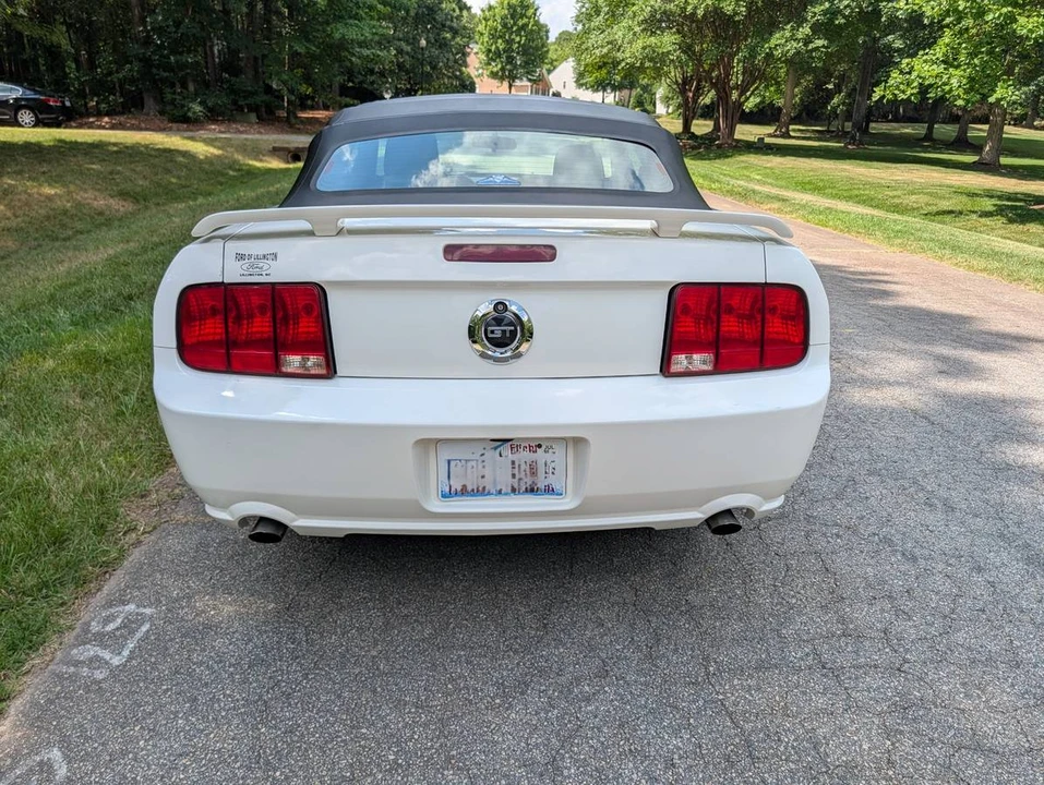 2006 Ford S197 Mustang GT - Image 2 of 19