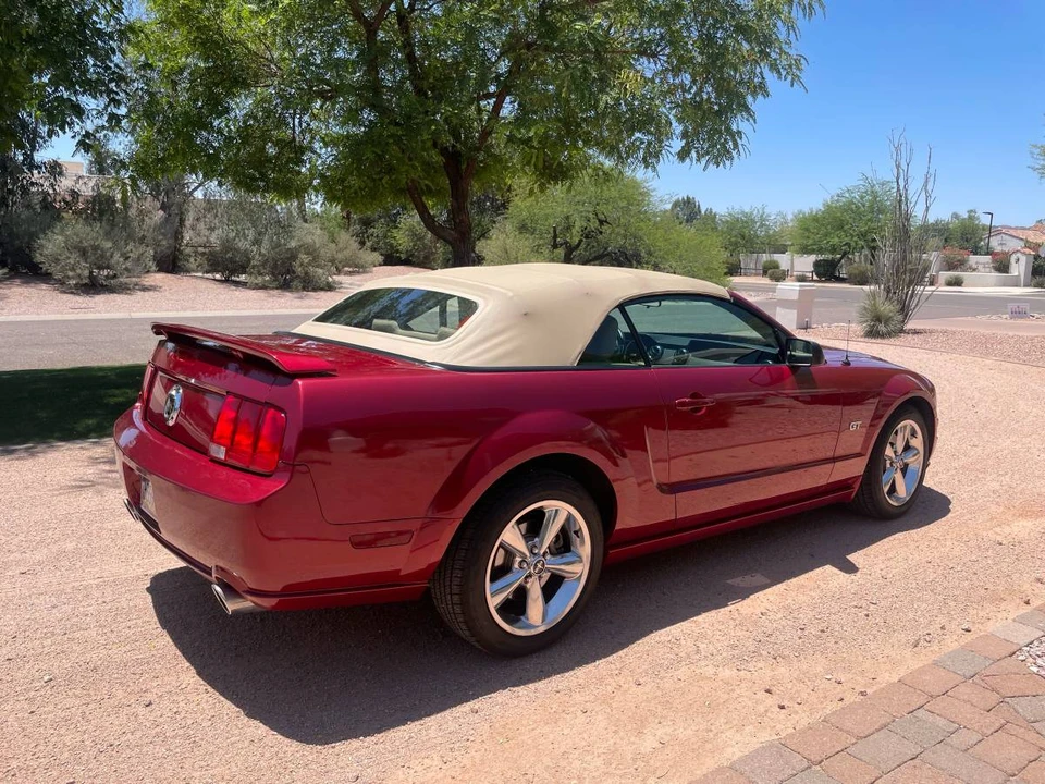 2006 Ford S197 Mustang GT - Image 11 of 15