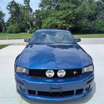 2006 Ford Mustang GT Premium Coupe 2D