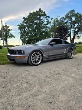 2006 Ford Mustang GT Premium Coupe 2D