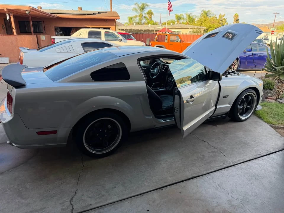 2006 Ford S197 Mustang GT - Image 2 of 13