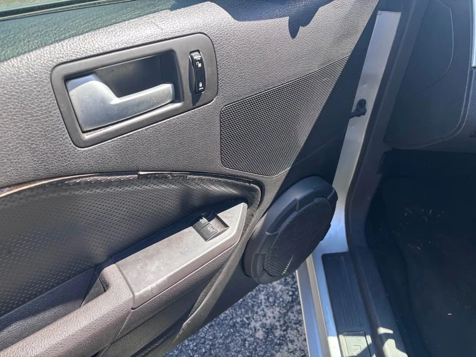 2006 Ford S197 Mustang GT - Image 15 of 19