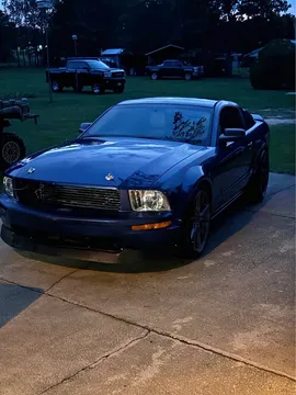 2006 Ford Mustang GT Premium Coupe 2D