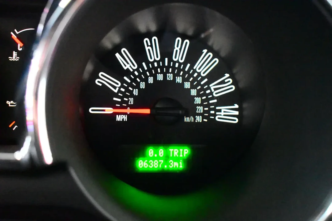 2006 Ford S197 Mustang GT - Image 11 of 21