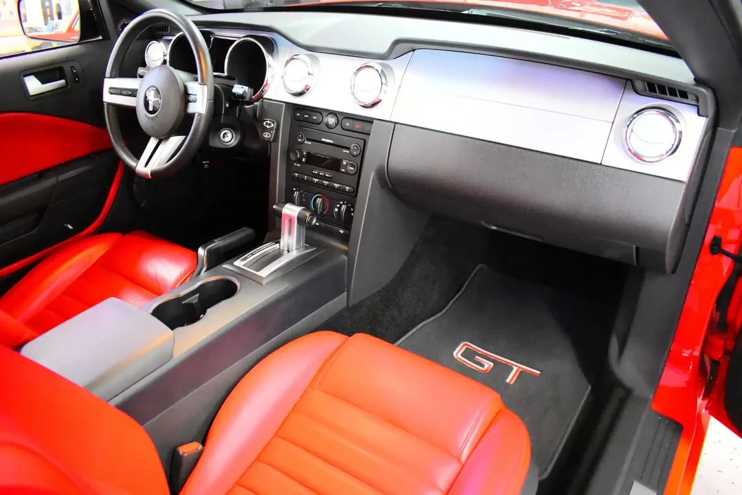 2006 Ford S197 Mustang GT - Image 14 of 21