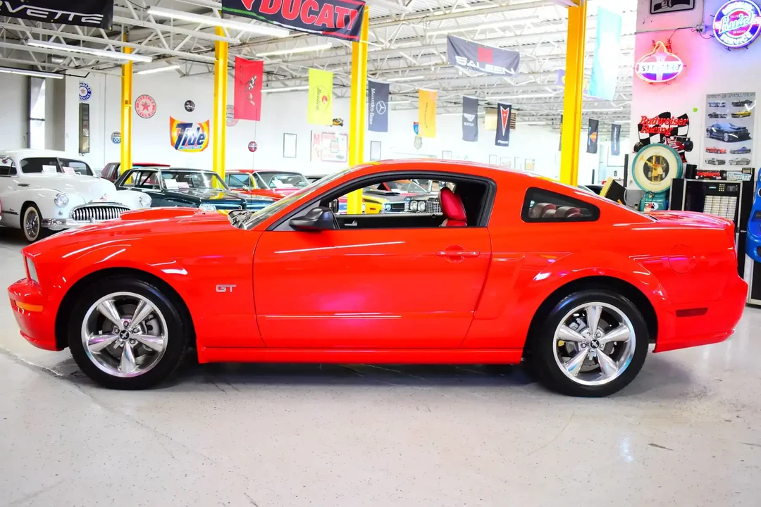 2006 Ford S197 Mustang GT - Image 5 of 21