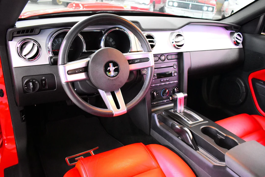 2006 Ford S197 Mustang GT - Image 8 of 21