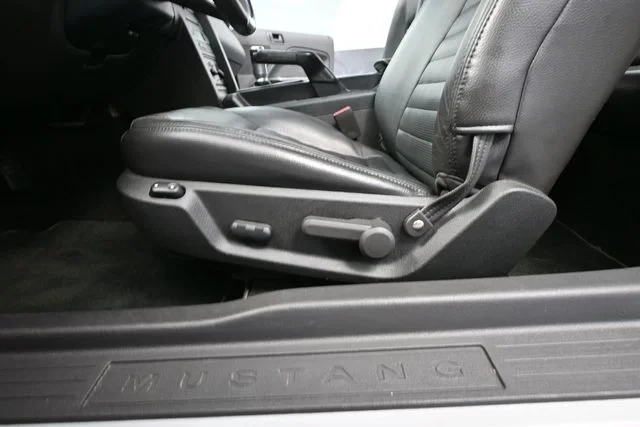 2006 Ford S197 Mustang GT - Image 15 of 20