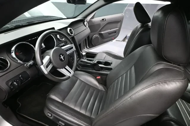 2006 Ford S197 Mustang GT - Image 16 of 20