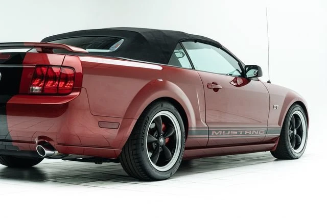 2006 Ford S197 Mustang GT - Image 10 of 20
