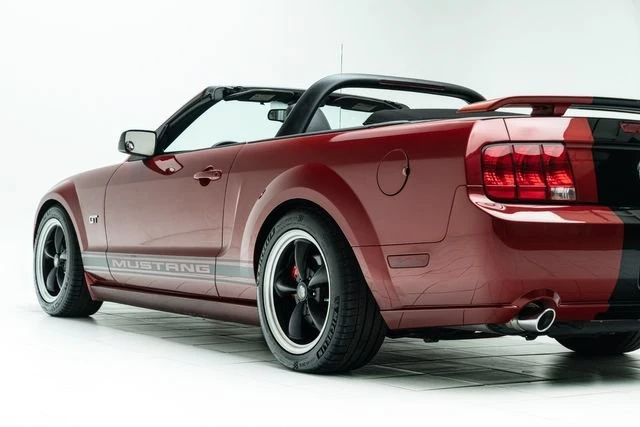2006 Ford S197 Mustang GT - Image 16 of 20