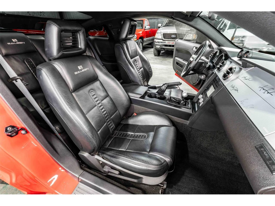 2006 Ford S197 Mustang GT - Image 16 of 24