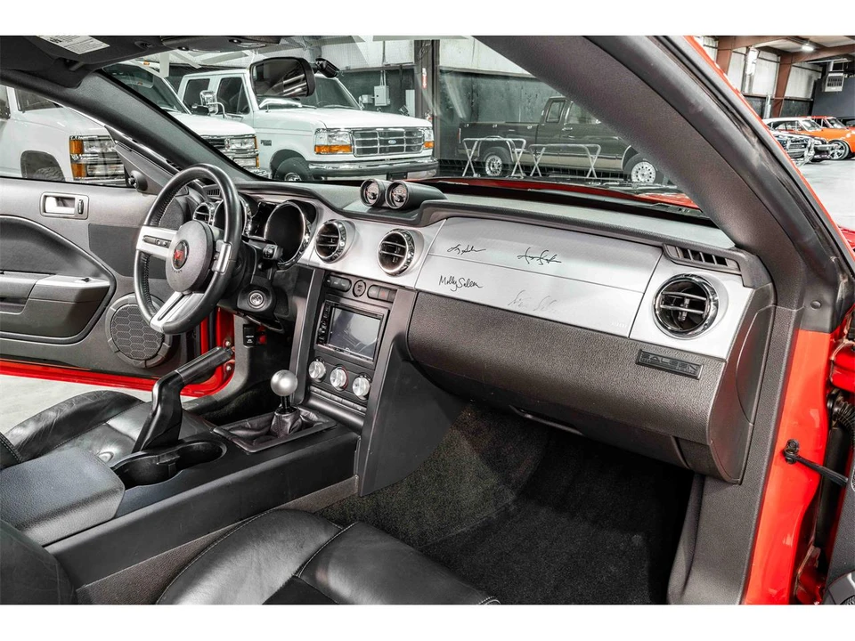 2006 Ford S197 Mustang GT - Image 17 of 24