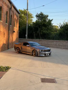 2006 Ford Mustang GT Premier