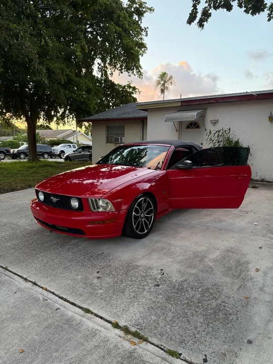 2006 Ford S197 Mustang GT - Image 3 of 9