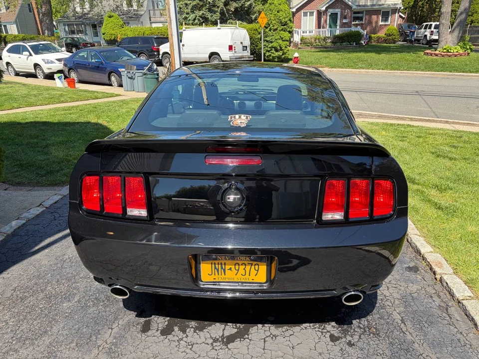 2006 Ford S197 Mustang GT - Image 15 of 18