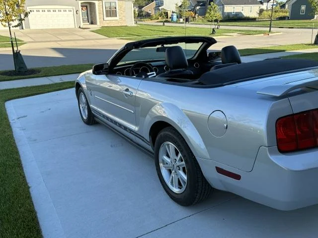 2006 Ford S197 Mustang - Image 8 of 10