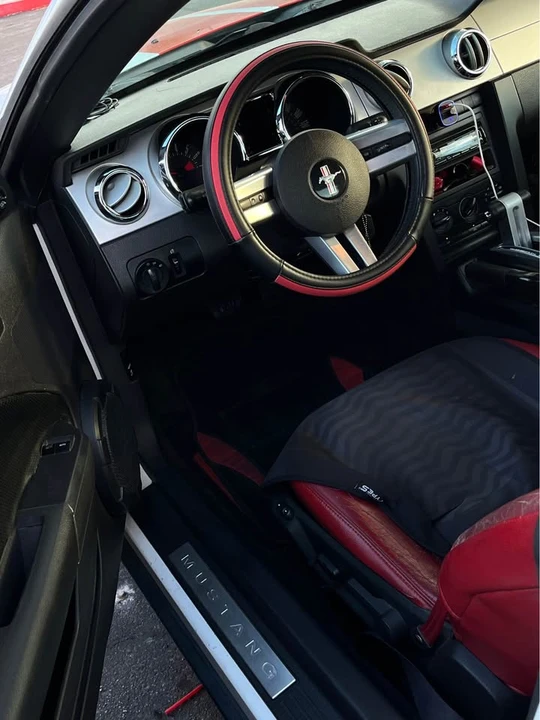 2006 Ford S197 Mustang - Image 2 of 6