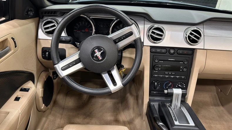 2006 Ford S197 Mustang - Image 8 of 9