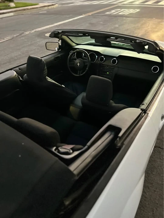 2006 Ford S197 Mustang - Image 7 of 9