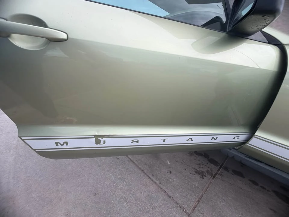 2006 Ford S197 Mustang - Image 11 of 12