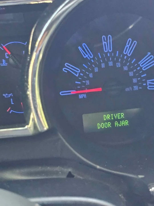 2006 Ford S197 Mustang - Image 12 of 13