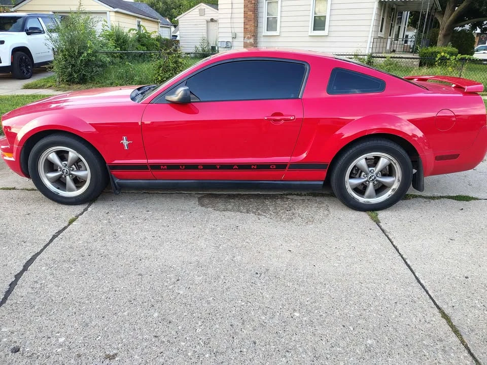 2006 Ford S197 Mustang - Image 2 of 9