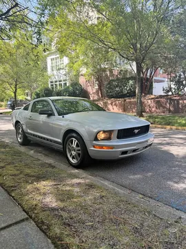 2006 Ford Mustang V6