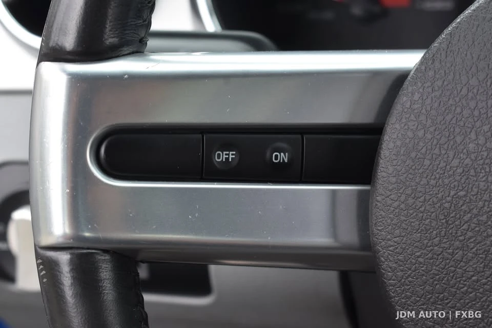2006 Ford S197 Mustang - Image 11 of 19