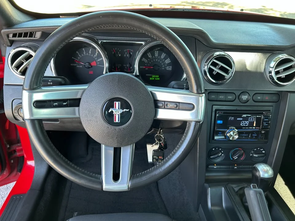 2006 Ford S197 Mustang - Image 9 of 20