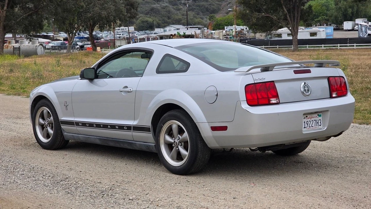 2006 Ford S197 Mustang - Image 6 of 21