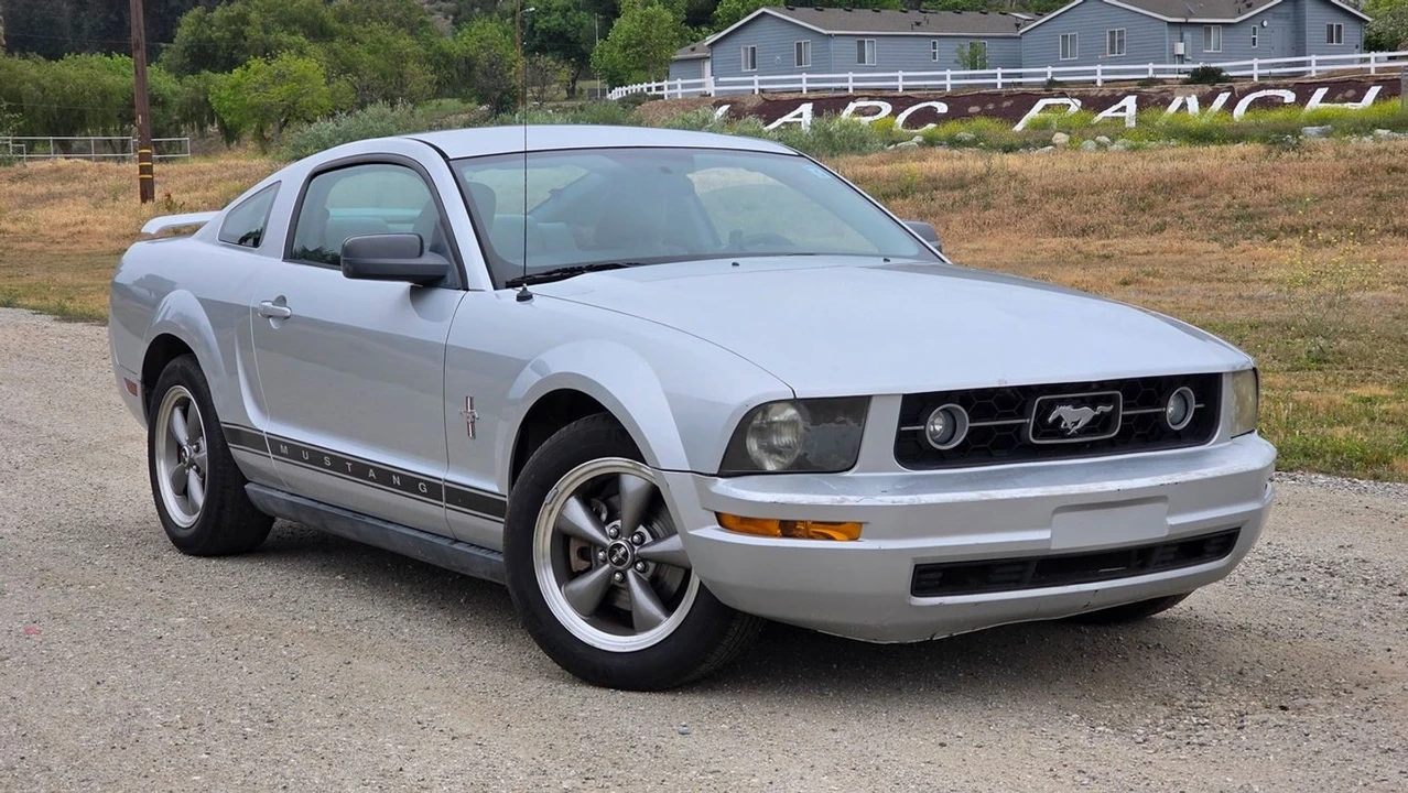 2006 Ford S197 Mustang - Image 4 of 12