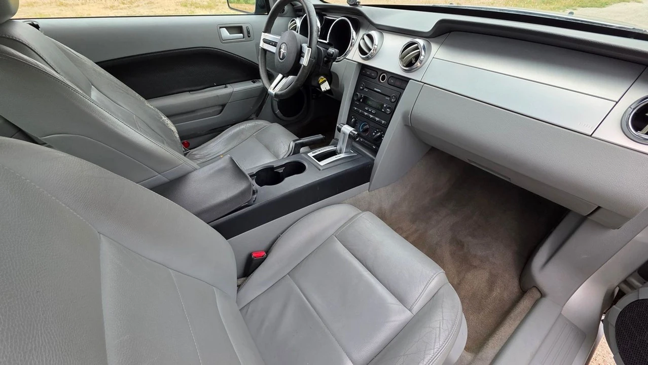 2006 Ford S197 Mustang - Image 12 of 21