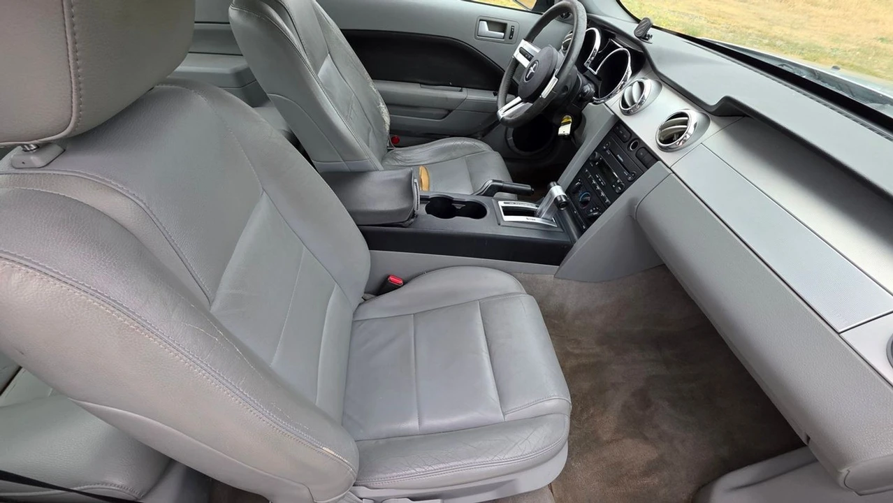 2006 Ford S197 Mustang - Image 16 of 21