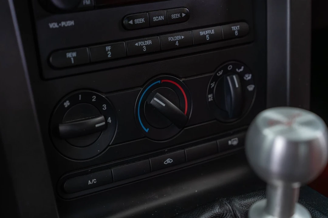 2006 Ford S197 Mustang - Image 16 of 21