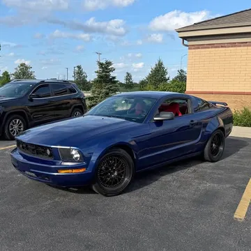 2006 Ford Mustang Premium Coupe 2D