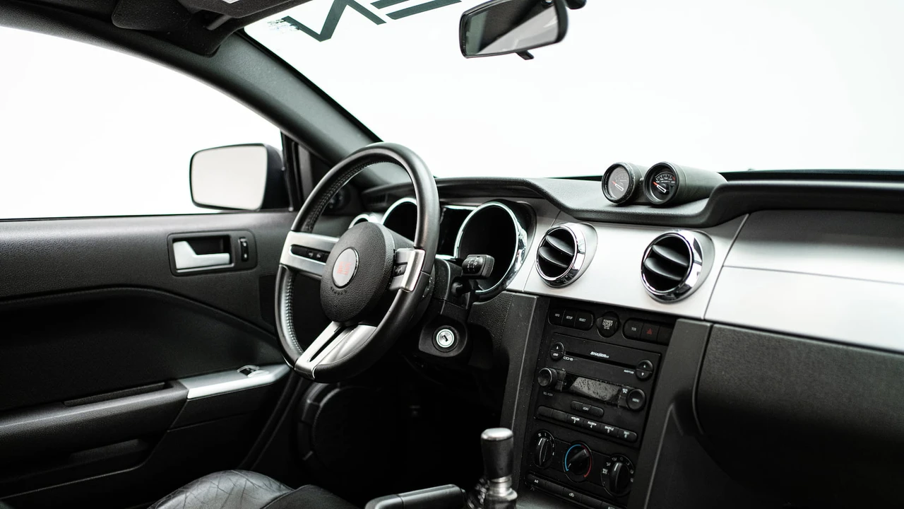 2006 Ford S197 Mustang - Image 9 of 21
